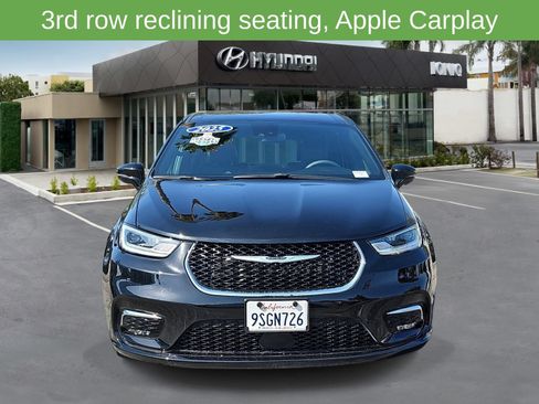 Used 2025 Chrysler Pacifica Select FWD image 8