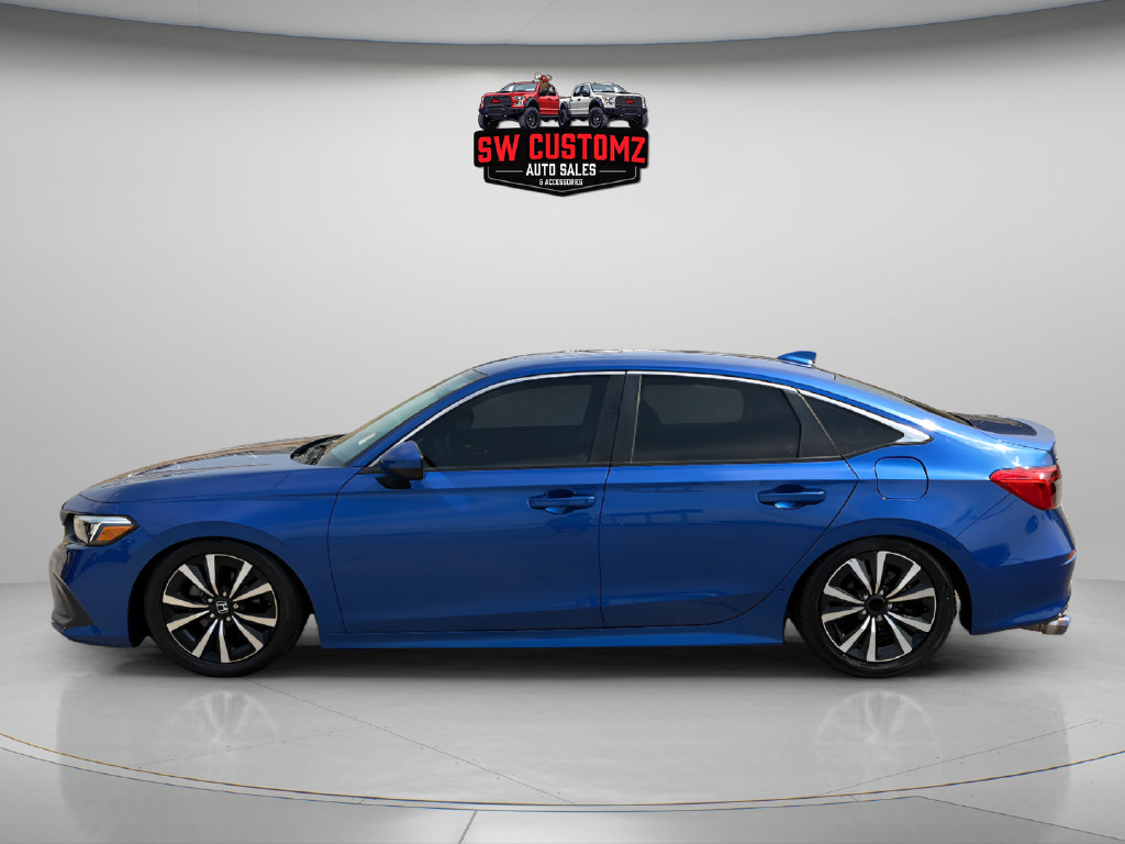 Used 2023 Honda Civic EX image 4