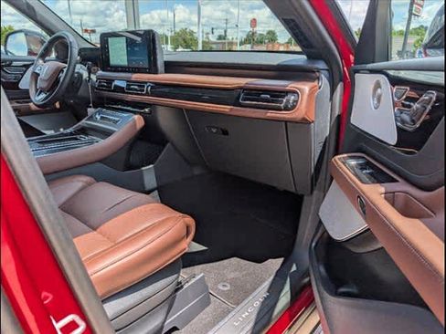 New 2025 Lincoln Aviator Reserve w/ Equipment Group 201A image 24