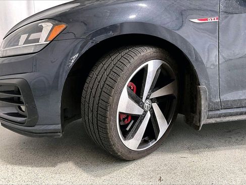 Used 2021 Volkswagen Golf 4-Door image 20