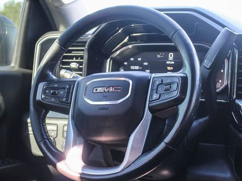 Used 2022 GMC Sierra 1500 Elevation image 15