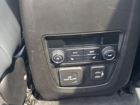 Used 2019 Buick Enclave Premium w/ Experience Buick Package image 28