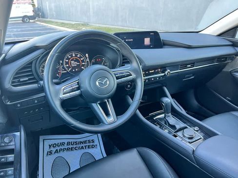 Used 2019 MAZDA MAZDA3 Sedan w/ Preferred Package image 22