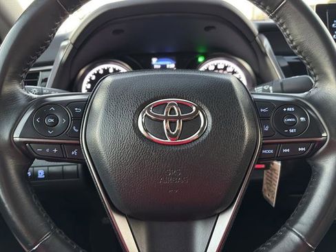 Used 2024 Toyota Camry SE image 16