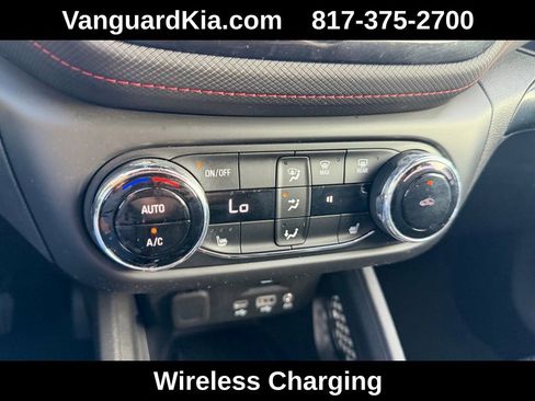 Used 2021 Chevrolet TrailBlazer RS w/ Technology Package image 21