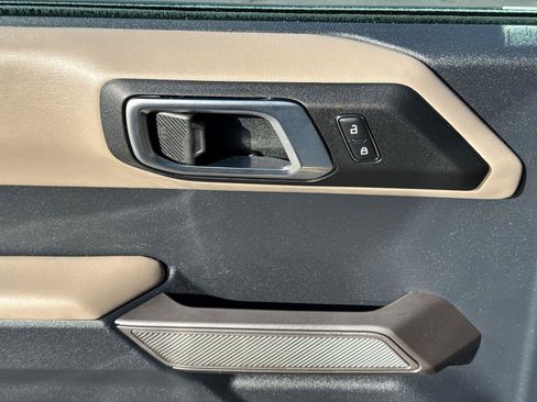 Certified 2023 Ford Bronco Wildtrak image 27