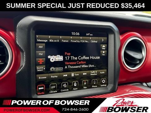 Used 2023 Jeep Gladiator Rubicon w/ Cold Weather Group AWD/4WD image 16