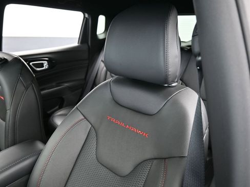 New 2026 Jeep Compass Trailhawk image 14