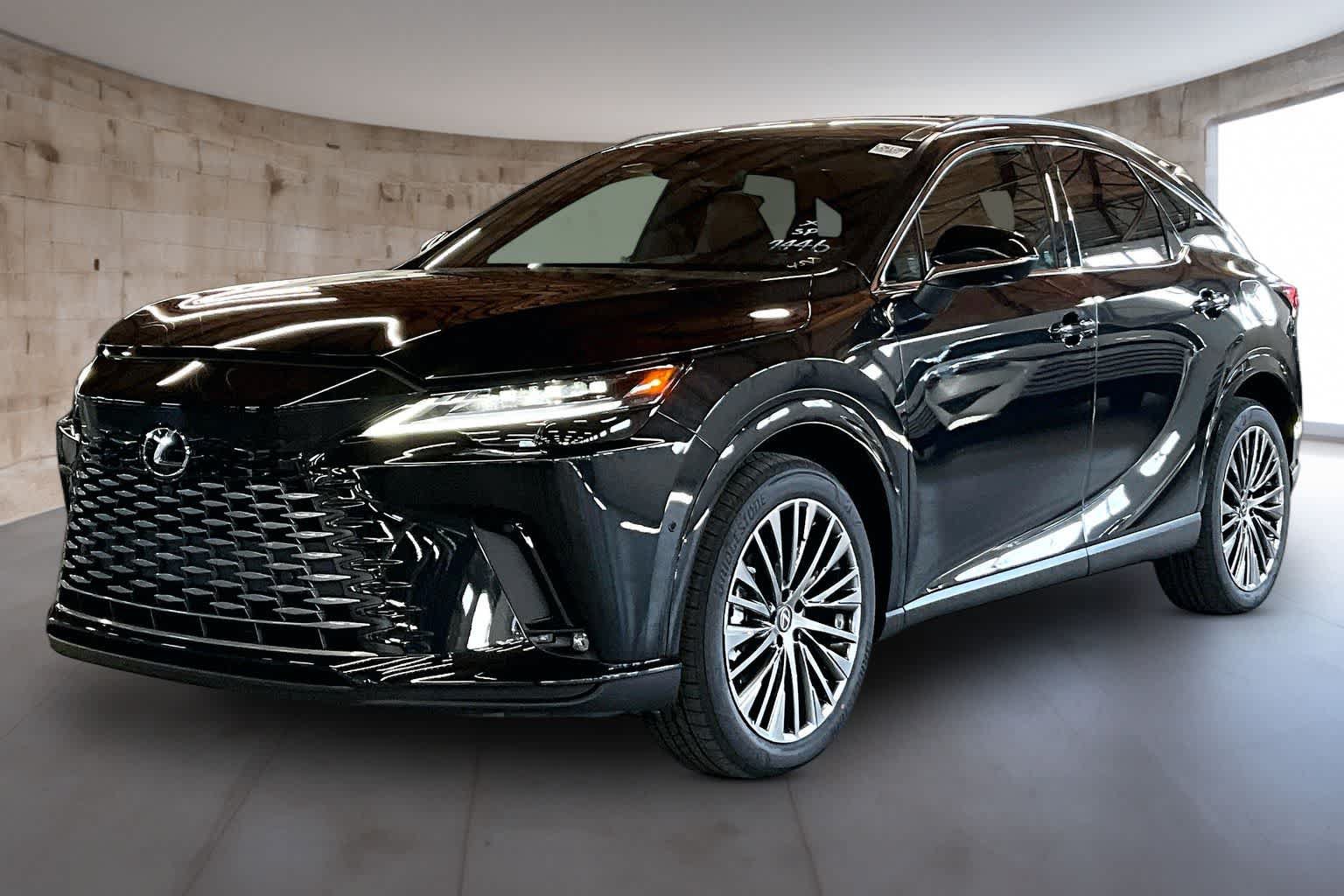 New 2026 Lexus RX 450h AWD image 2