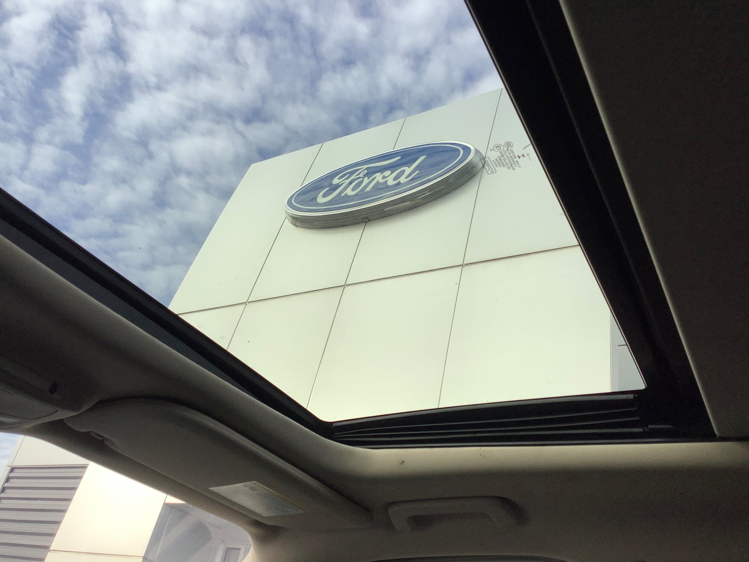 Used 2024 Ford Expedition XLT AWD/4WD image 11