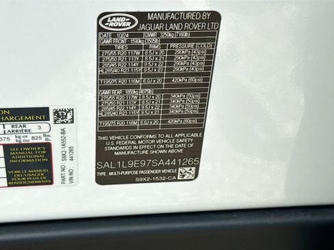 Used 2025 Land Rover Range Rover Sport Dynamic SE image 44