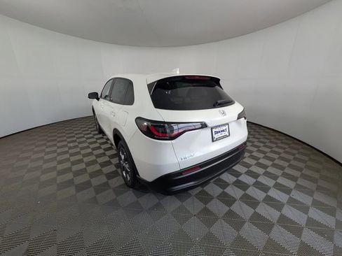 New 2027 Honda HR-V LX image 9