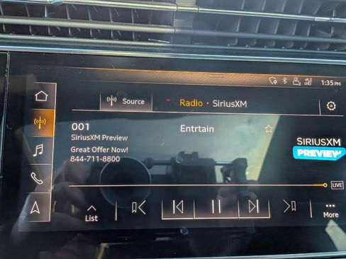 Used 2019 Audi Q8 Premium Plus image 21