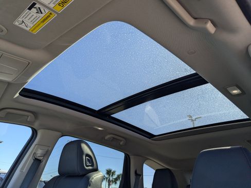 Used 2025 Acura MDX SH-AWD image 23