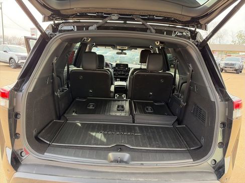 Certified 2025 Nissan Pathfinder Rock Creek image 9