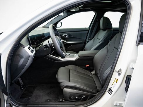 New 2026 BMW 330i xDrive Sedan w/ M Sport Package image 19