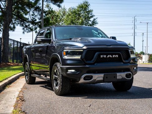 Used 2019 RAM 1500 Rebel w/ Rebel Level 2 Equipment Group AWD/4WD image 3