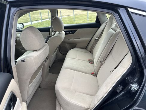 Used 2013 Nissan Altima 2.5 SV image 35