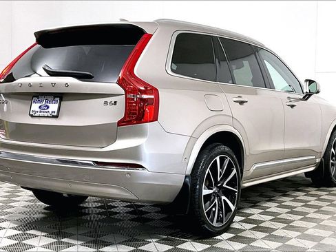Used 2024 Volvo XC90 B6 Plus w/ Protection Package image 12