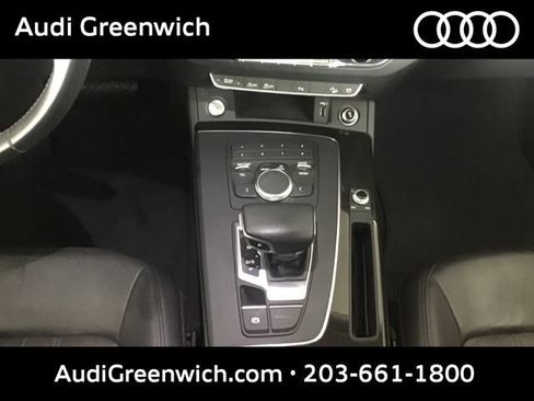 Used 2020 Audi Q5 2.0T Premium w/ Convenience Package AWD/4WD image 13