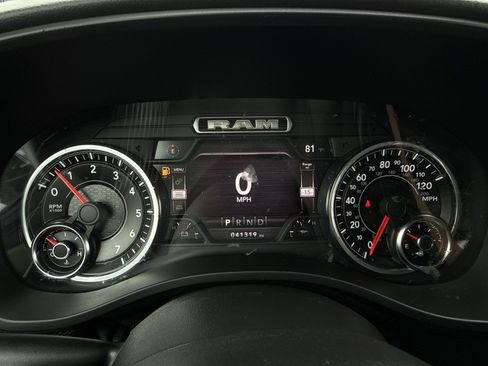 Used 2021 RAM 1500 Laramie w/ Advanced Safety Group AWD/4WD image 17