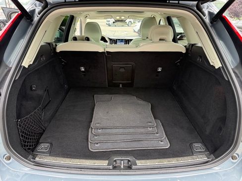Used 2023 Volvo XC60 B6 Ultimate AWD/4WD image 30
