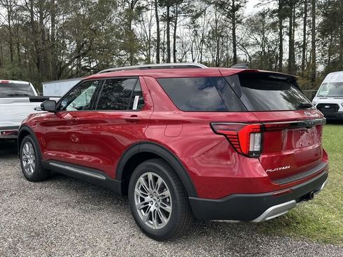 New 2026 Ford Explorer Platinum image 19