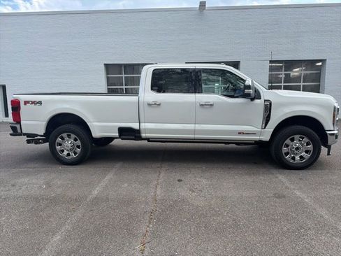 Used 2026 Ford F250 King Ranch w/ Chrome Package image 4