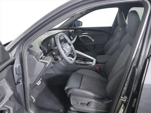 New 2025 Audi SQ5 Premium Plus image 21