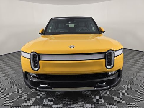 Used 2023 Rivian R1S Adventure image 8