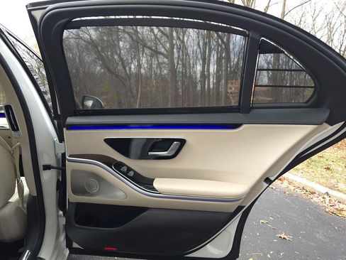 Used 2022 Mercedes-Benz S 500 4MATIC image 23