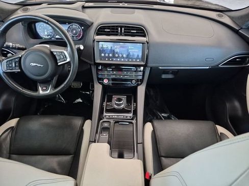 Used 2019 Jaguar F-PACE S AWD/4WD image 13