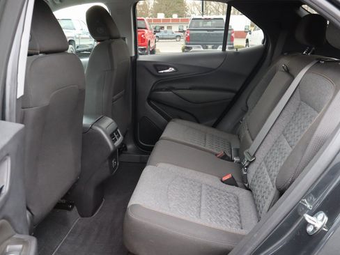 Used 2023 Chevrolet Equinox LT image 17