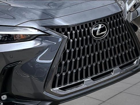 Used 2024 Lexus NX 250 FWD image 30