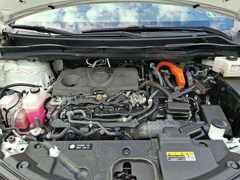 Certified 2022 Toyota Sienna Platinum AWD/4WD image 28