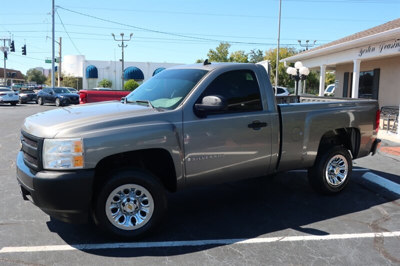 Used 2008 Chevrolet Silverado 1500 W/T RWD image 12