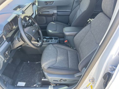 New 2025 Ford Maverick XLT w/ XLT Luxury Package image 19