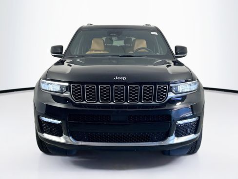 Used 2023 Jeep Grand Cherokee L Summit w/ Luxury Tech Group V AWD/4WD image 2