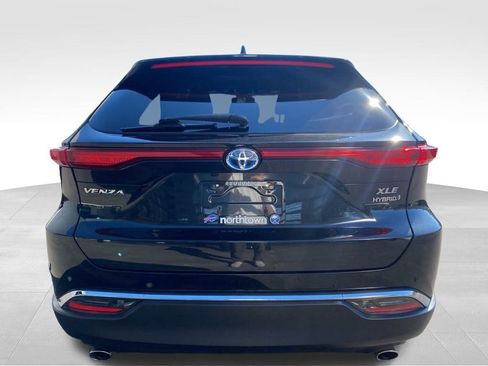 Used 2021 Toyota Venza XLE w/ Softex Package image 37