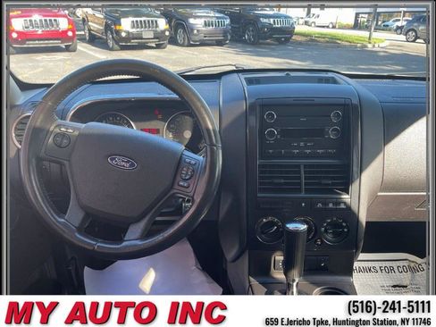 Used 2010 Ford Explorer XLT image 10