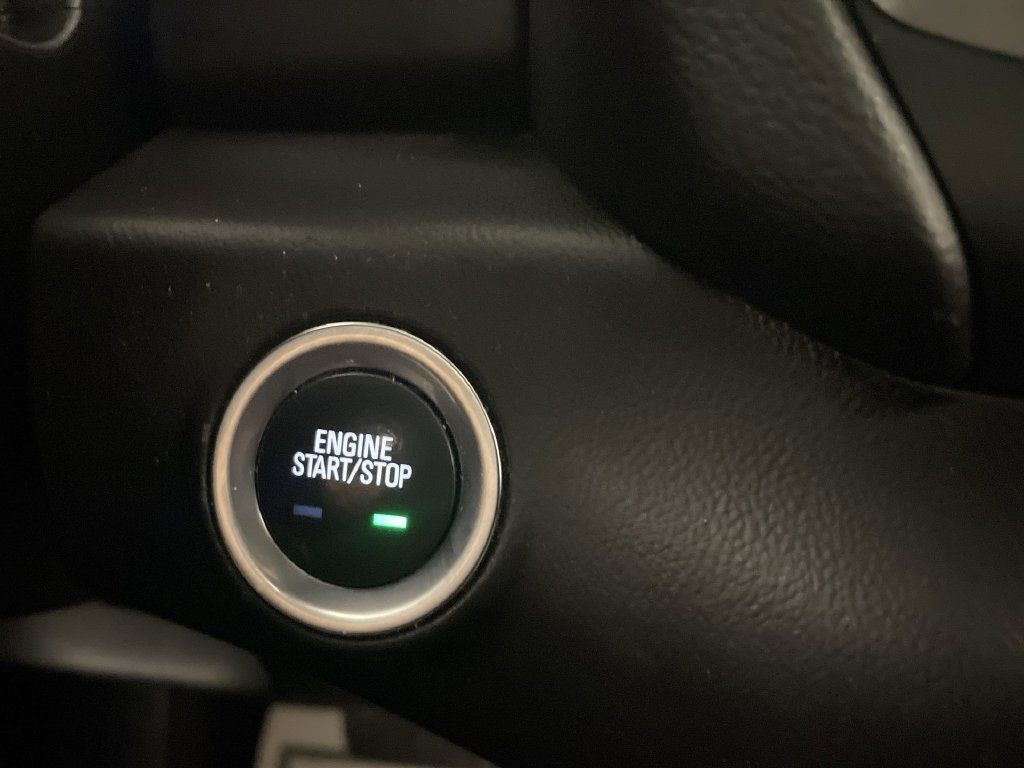 Used 2019 GMC Terrain SLT w/ Preferred Package FWD image 11
