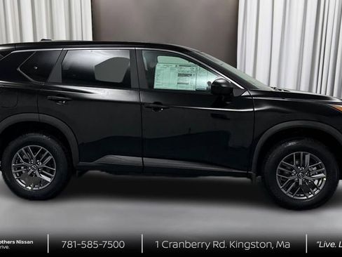Used 2024 Nissan Rogue S AWD/4WD image 4