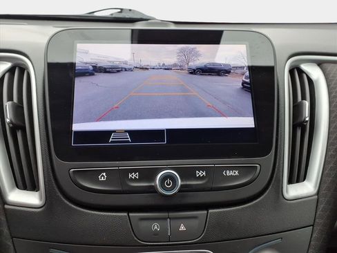 Used 2023 Chevrolet Malibu LT image 15