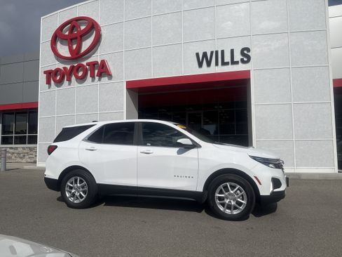 Used 2024 Chevrolet Equinox LT AWD/4WD image 1