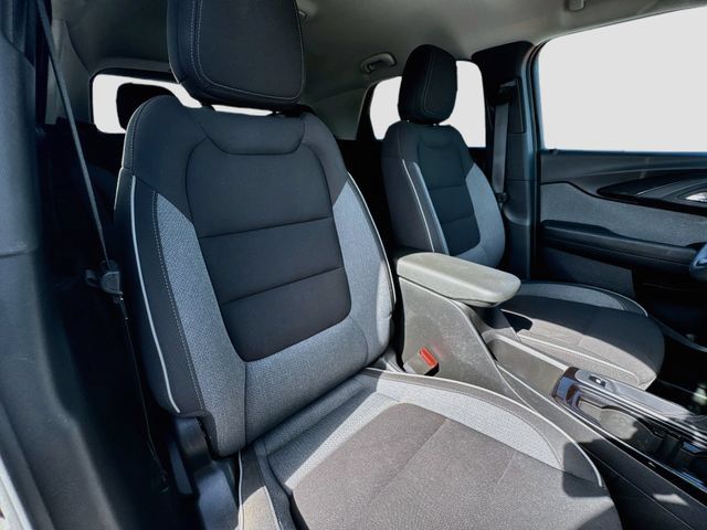 Used 2023 Chevrolet TrailBlazer LT FWD image 31
