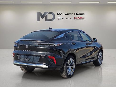 New 2026 Buick Envista Avenir FWD image 5