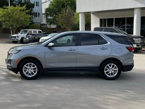 Used 2024 Chevrolet Equinox LT image 3
