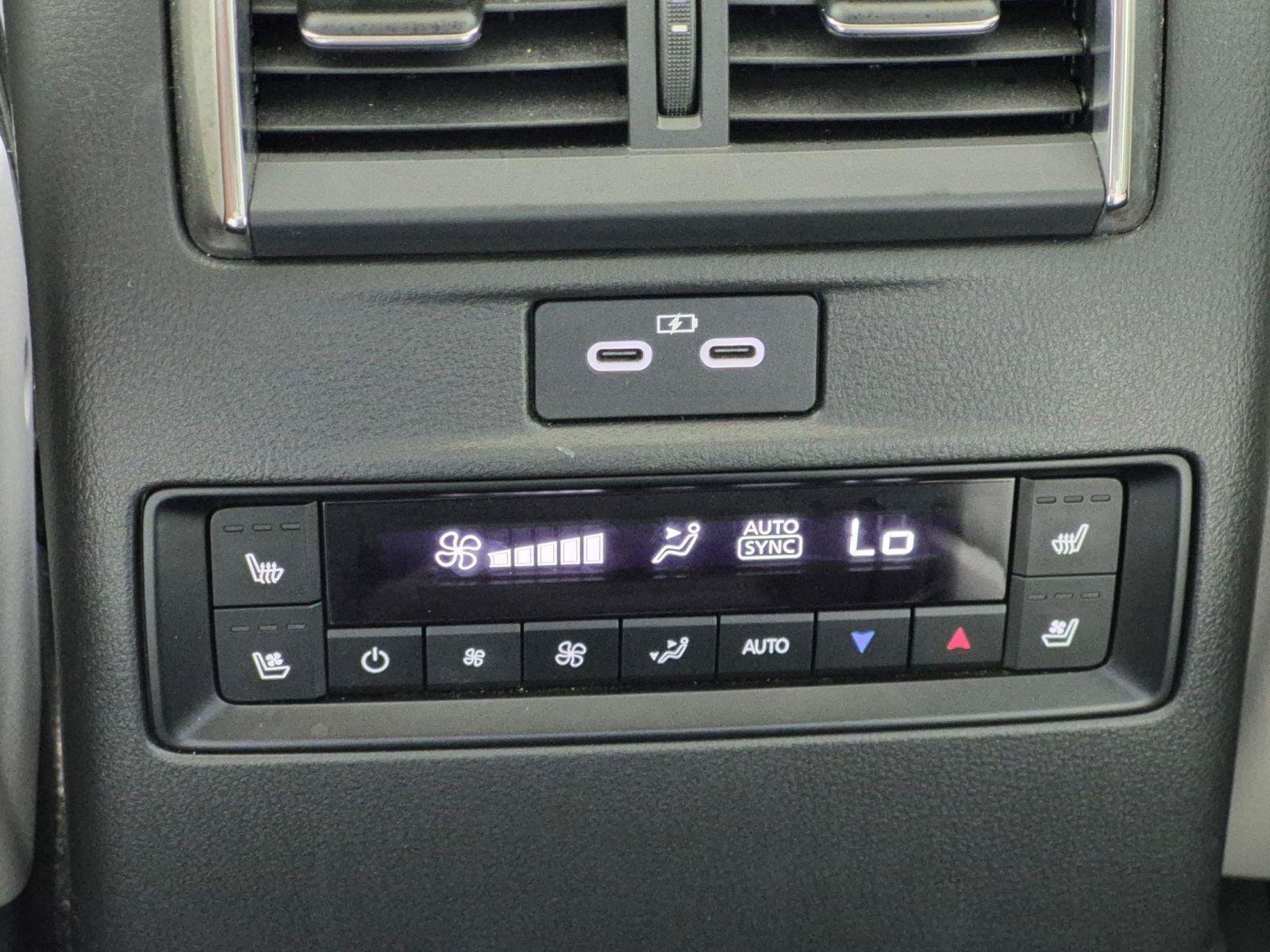 Used 2024 MAZDA CX-90 3.3 Turbo S w/ Premium Plus AWD/4WD image 36