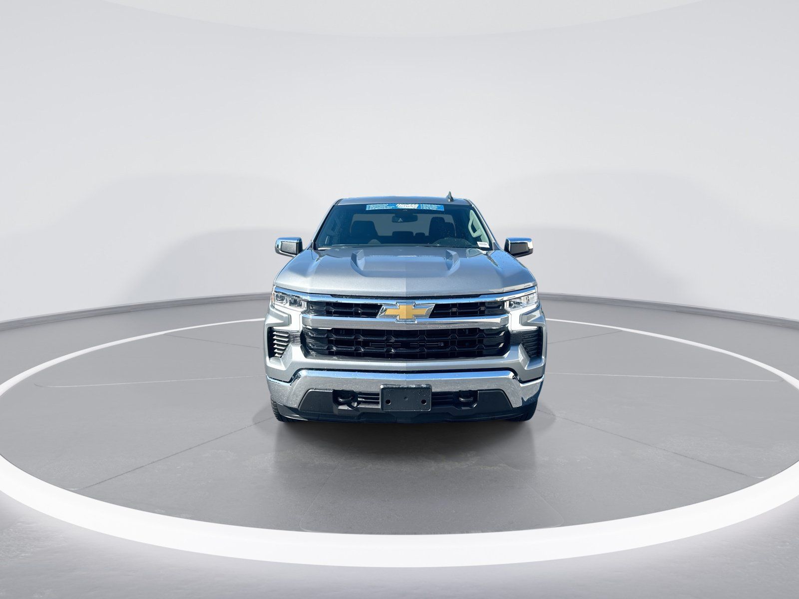 Used 2023 Chevrolet Silverado 1500 LT AWD/4WD image 3