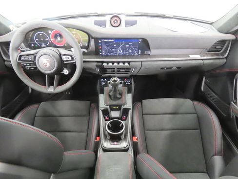Certified 2026 Porsche 911 GT3 RWD image 15